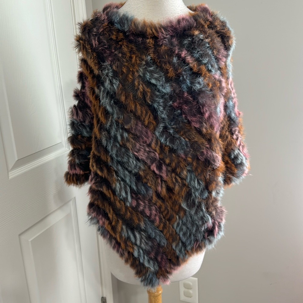 Jayley coney fur multi-color pull over poncho, one size.